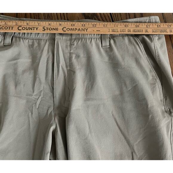 Under Armour UA Match Play Golf Pants Mens Size 38x30 Khaki - Picture 4 of 6